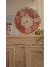 ニコルビー(Nicole Bee)/