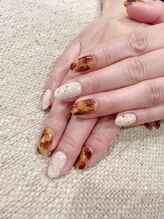 サロンドティアラ(salon de tiara)/べっ甲ネイル
