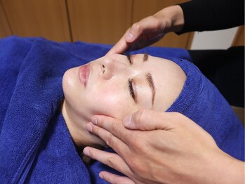 鍼灸整体院アレンジ/フェイシャルマッサージ