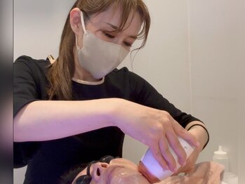 ハイフン(HIFUN)/最先端美容施術【小顔毛穴脱毛】