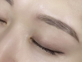 セラス バイ リノ(Selas by Lino.)の写真/【顔の印象が変わる!?】お客様一人一人のお顔の黄金比でデザインします◎素顔に自信の持てる眉にしたい方へ