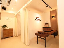 マカナ整体サロン 金山(MAKANA)の雰囲気（女性の入りやすい雰囲気のサロンです♪　【骨盤矯正も大人気◎】）