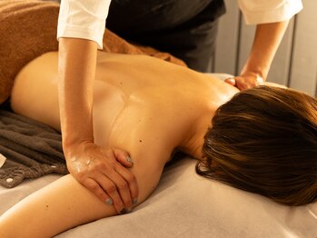 アロマヅキ(Aromazuki)/力強いオールハンドで・・・