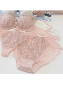 美人バスト 犬山店/大人気☆育乳ブラ&ショーツ