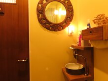 ピースブレスサロン(Peace Breath)/お着替え&お手洗いセットの個室