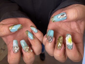 クロシェ ネイル(cloche.nail)の写真/理想の輝きを妥協しない♪持ち込み&つけ放題で楽しむ、大人可愛いとトレンドを両立した最旬デザイン!