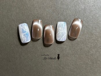 ラドール(La Dhole)/オーロラ大理石×マグネット