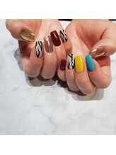 エムズネイル(M's nail)/ゼブラネイル