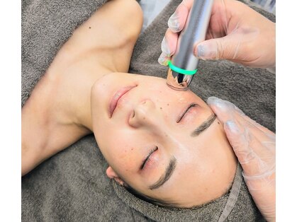アース コアフュールボーテ 新潟中野山店 (EARTH Coiffure beaute')の写真