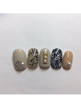 クリスタルネイル ボンベルタ橘店(CRYSTAL NAIL)/大人秋ネイル