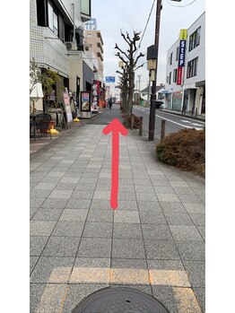 アンベリール(Embellir)/駅からお店までの道