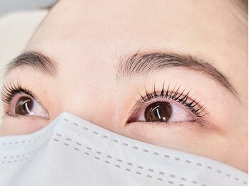 ボーテエクラン 一宮店(beaut ecrin)の写真/【逆さまつ毛&下がりまつ毛の解消に！】貴方の目に溶け込むような仕上げに感動☆モテ可愛い目元に♪