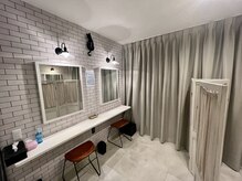 ヴィヴィアン 岡崎店(骨気&Relaxation Vivian)/【1F/メイクルームも完備】