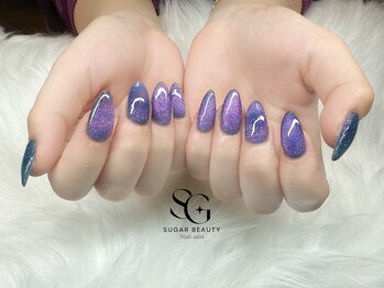 キラキラマグネットネイル