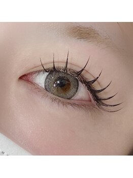 カリス(CHARIS)の写真/圧倒的持続力×低刺激！LEDエクステ
