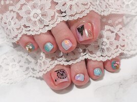 カラフルフットネイル