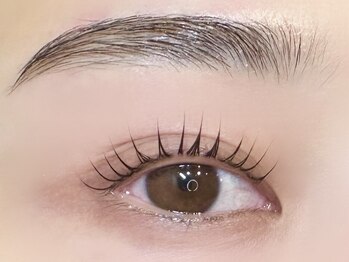 リスタバイネオリーブ(Resta by neolive)の写真/【パリジェンヌ初回￥5000】で湿気に負けない自然な上向きまつげに♪逆さまつ毛でお悩みの方に◎