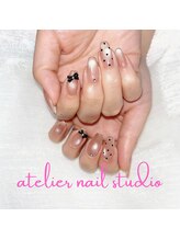 アトリエネイルスタジオ(atelier nail studio)/大人可愛いドットリボンネイル