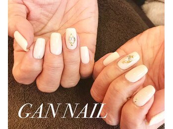 ギャンネイル(GAN NAIL)/ビジューネイル