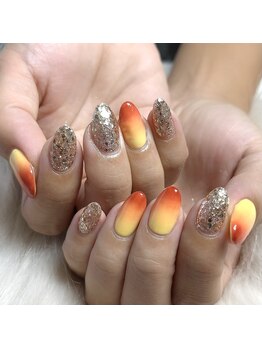 モモ(Momo)/紅葉カラーネイルネイル