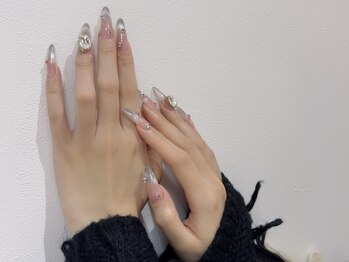 ユーアンドミー(You&Me)の写真/あなたの理想のnailがきっと見つかる★トレンドから定番までカラー・パーツ豊富にご用意◎