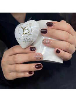 ユリナリタ(YuRi Narita)/