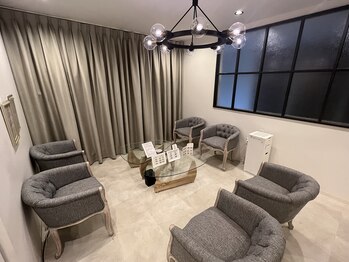 ヴィヴィアン 岡崎店(骨気&Relaxation Vivian)/【1F受付】