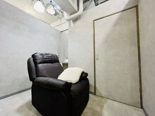 ルフ(L'oeuf)の雰囲気（美容室L'oeuf内のプライベート完全個室でゆったりとした時間を☆）
