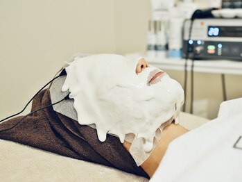 アンジュール/毛穴/エステ/富山市/シミ