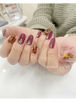 ネイルサロン ドール/