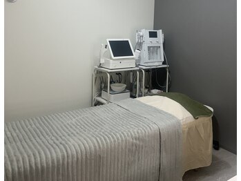 ライム 札幌(LIME)/ハーブピーリング｜ベッドルーム