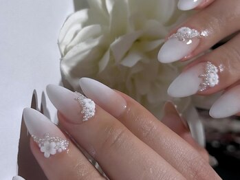 ミュウミュウ(miumiu)/春ネイル