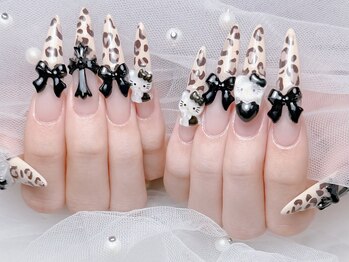 レミネイル 渋谷(REMI NAIL)の写真/チップ長出しできるサロンで理想の指先へ。Ｍー５ＸＬロングで長持ちと形キレイを実現！