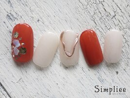 ホロ　シェルネイル￥7900
