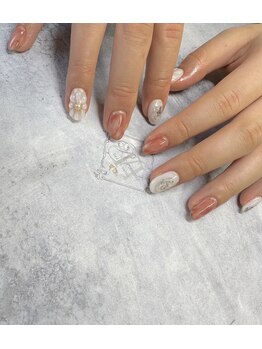 レナータ(Renata)/ぷっくりお花ネイル♪