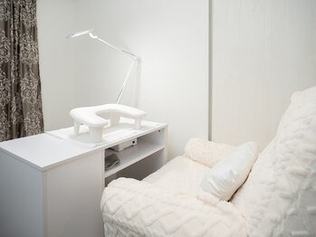 LUMINELLE【完全個室ネイル】フィルイン専門店の写真/【完全個室】自爪を労わるフィルイン専門店◇周りの目を気にせず贅沢なネイルケアを男性にも◎