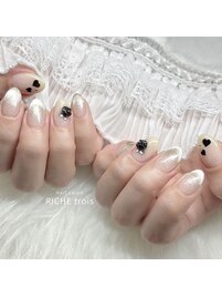 うるきら！黒バラネイル
