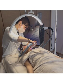 ルアンビューティー メディカルプラス(Luan beauty MEDICAL+)/【施術風景】チタニウムリフト