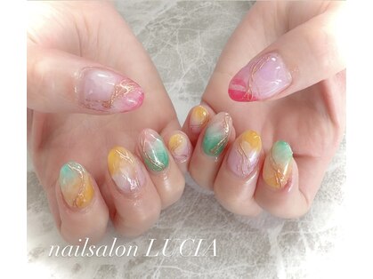 ルチア(LUCIA)の写真