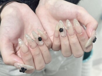 Babel【バベル】 天神店の写真/可愛いネイルはBabelお任せください！シンプル～アートまで幅広く対応☆指先から新しいキュンを♪