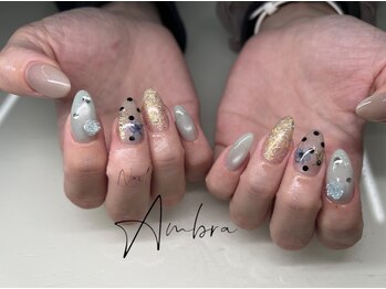 ネイルアンブラ 天王寺店(Nail Ambra)の写真/感度高いネイリストがシーンやスタイルに合わせて様々なデザインをご提案◎人気の[トレンドコース￥7200～]
