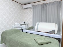 ミロク(MIROKU.)/店内施術ベッド