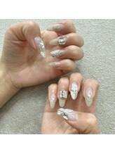 ユエム(UM)/フラワーネイル