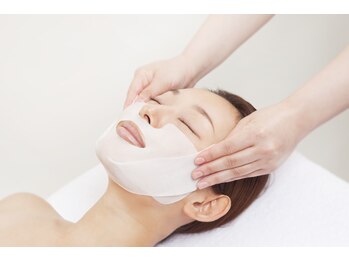 サンスター サレーヌ千里中央店/下半顔シートマスク