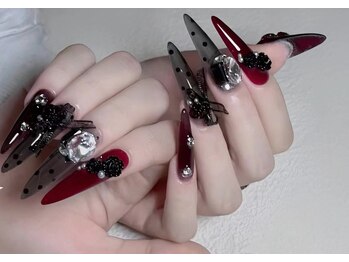 ラッキー(Lucky)/黒赤デザイン