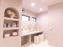 フォーユー 石神井公園(4you)の雰囲気（可愛い店内☆メイクスペース有/レディラッシュ導入店(LEDiLash)）