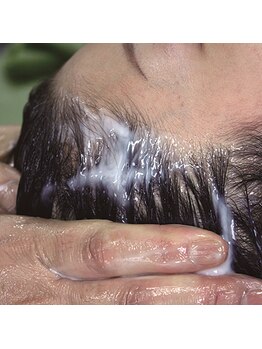 エイジングケアエステ ブルームーン(Blue moon)/リジュ・ボディメイキング：３