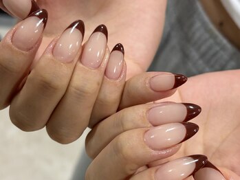 ルノン 竹ノ塚店(LUNON)の写真/シンプルで可愛く上品に♪どんな場所にも馴染むデザインで美しい指先へ！オフィスにもおすすめ◎