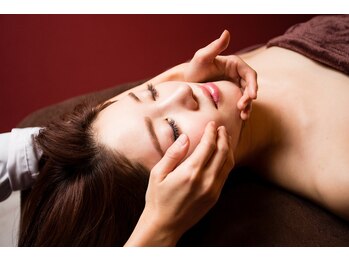 ヴィヴィアン 名駅店(骨気&Relaxation Vivian)/施術紹介 #コルギ