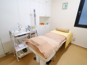 エスティ 梅田店/フェイシャルルーム